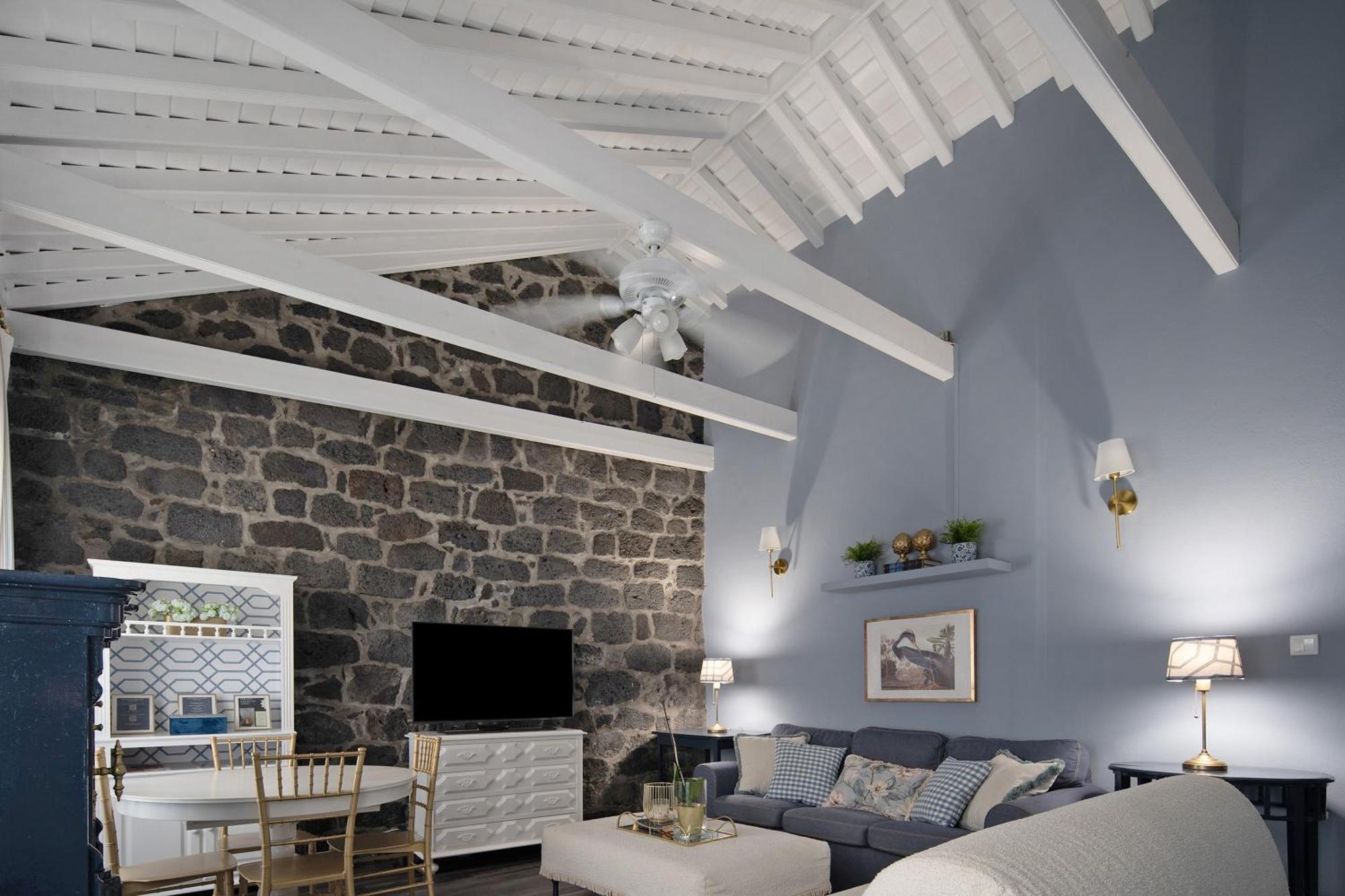 Вилла Pico Boutique House Лажеш Экстерьер фото