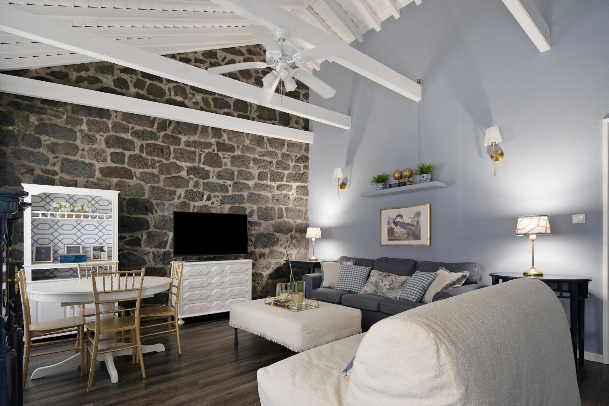 Вилла Pico Boutique House Лажеш Экстерьер фото